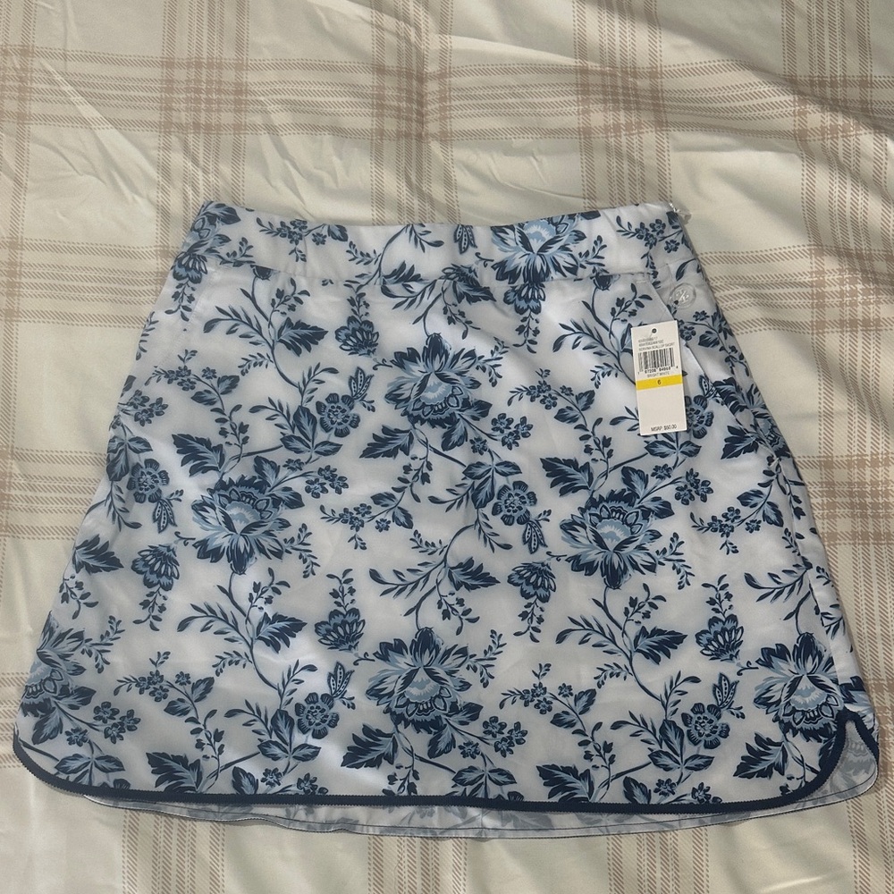 Izod Floral Blue and White Women's Skort